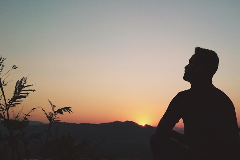 Cum sa inlocuiesti obiceiurile negative cu altele care iti vor imbunatati viata in mod semnificativ