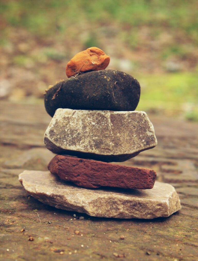 Cele mai bune citate despre echilibru și cum să îți găsești armonia în viața cotidiană