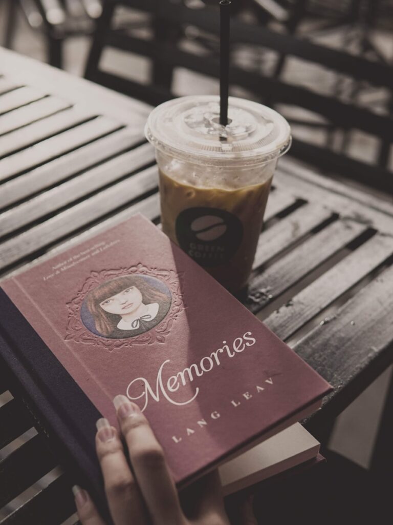 Citate despre fericire care îți vor reaminti că cele mai simple momente sunt cele care contează cel mai mult