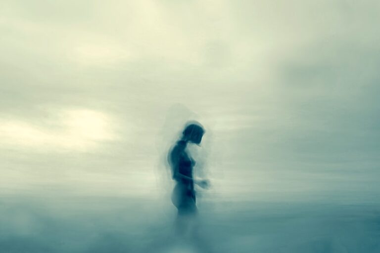 Cum să interpretezi visele în care alergi și ce semnificație au pentru viața ta reală