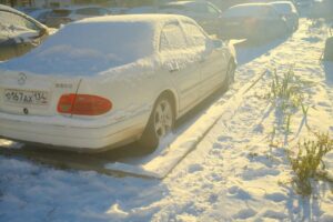 Photo protect car from freezing