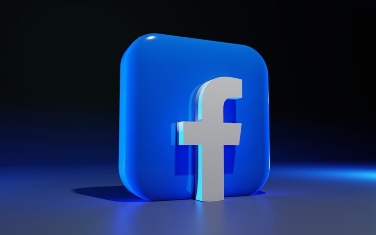 Ce trebuie să verifici azi la setările de confidențialitate Facebook